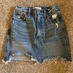 Like new denim mini skirt curve love